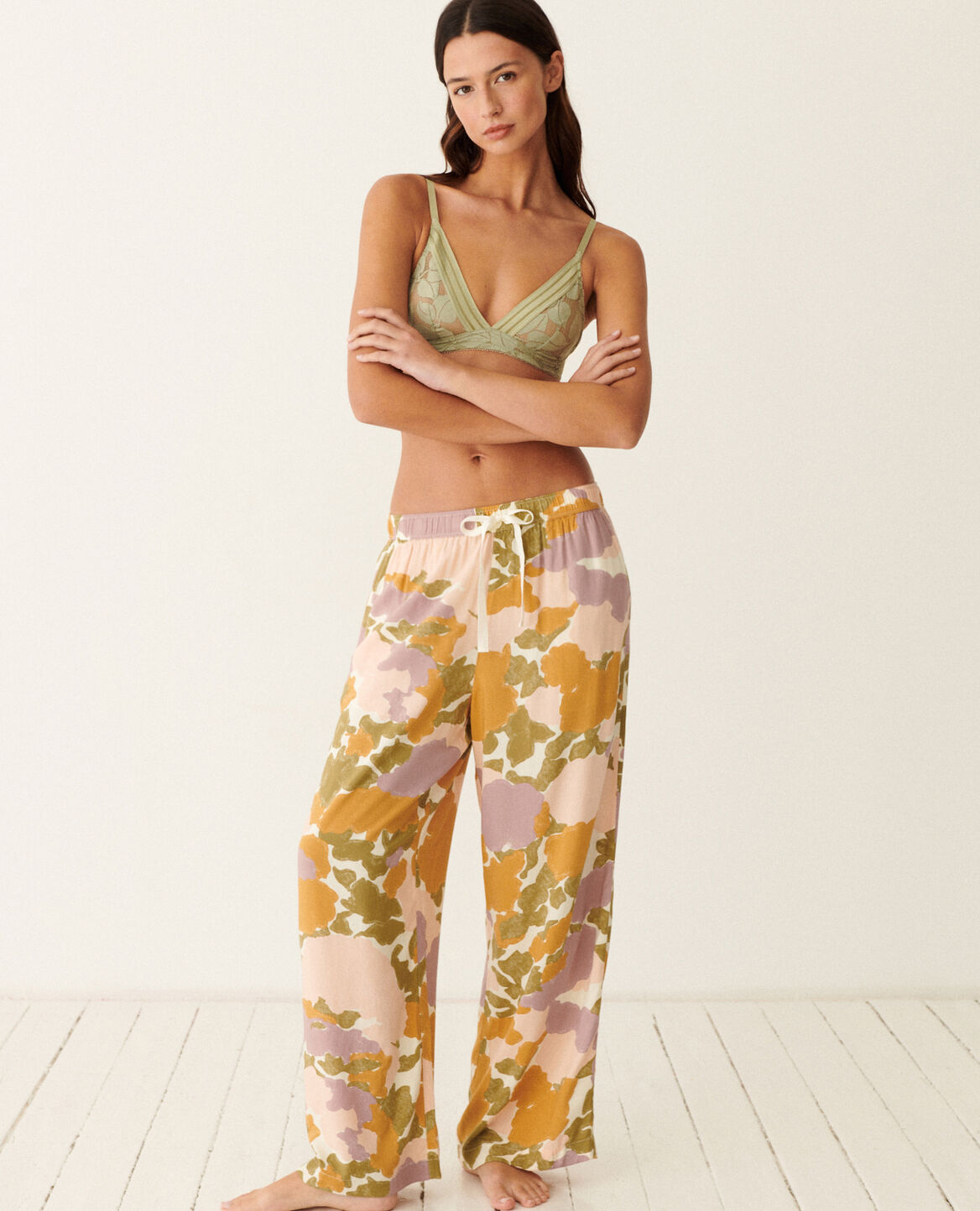 Hose RELAX PRINT Blume Camo Hortensie Rosa